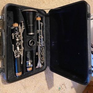Hisonic Bb Clarinet